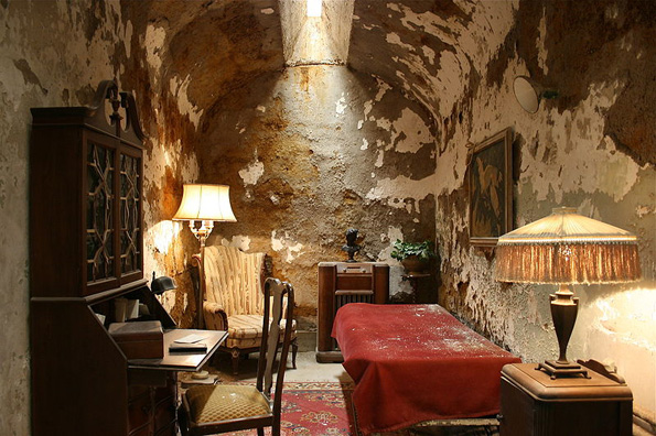 Al Capone: The Room