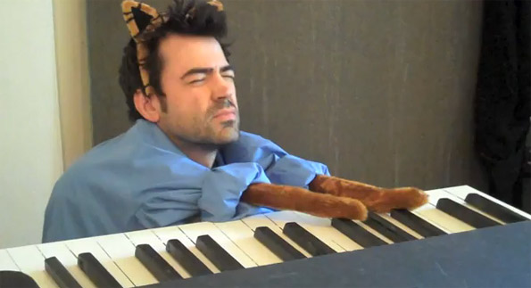 Keyboard Cat Redux